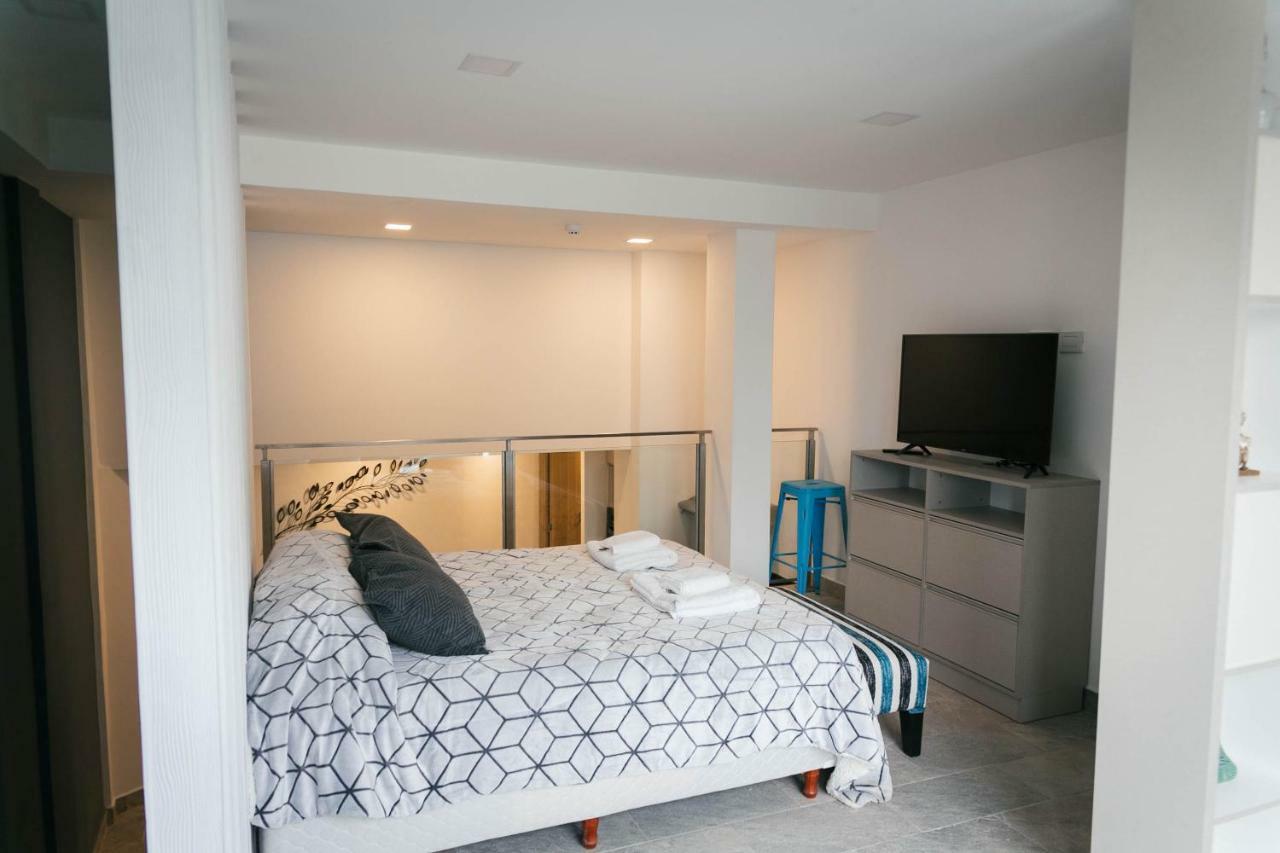 Infinity Plaza Pb Calido Departamento En El Centro De Ushuaia Apartman Kültér fotó